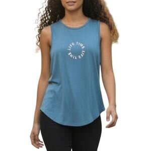 Life Time Performance Tank Top Size Small Light Blue Pullover